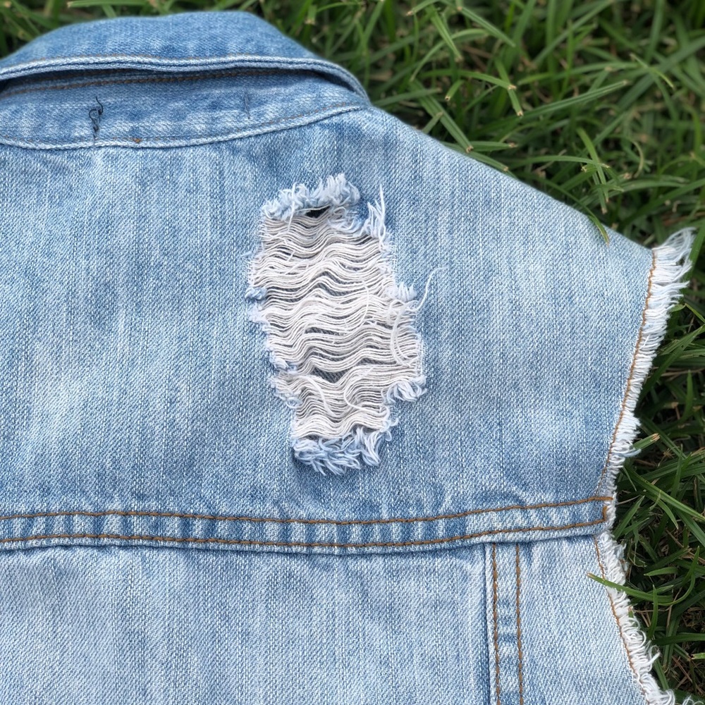 Distressed Denim Vest - Picture 4 of 4